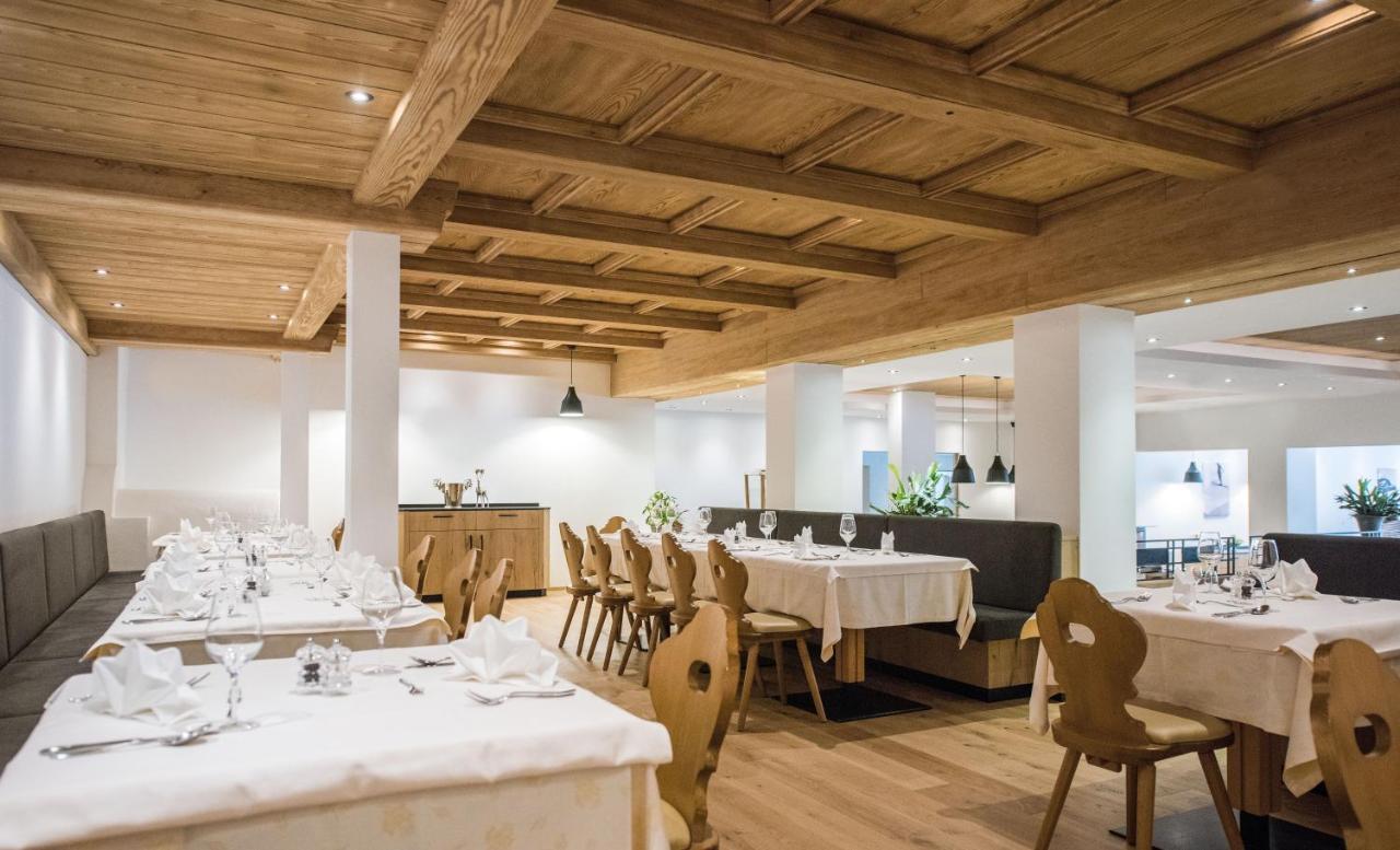 Hotel Fronza - Your Hike & Mountain Home Lutago Eksteriør bilde