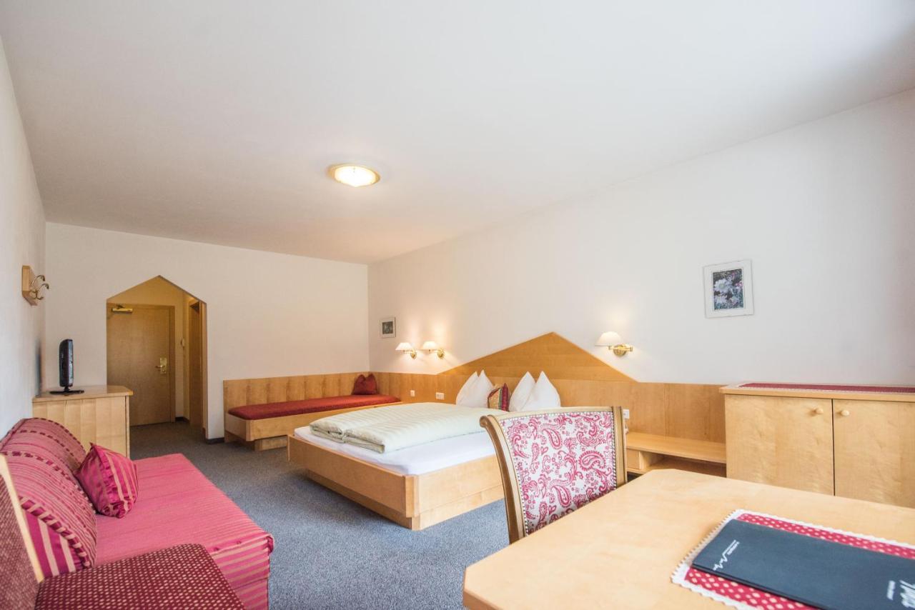 Hotel Fronza - Your Hike & Mountain Home Lutago Eksteriør bilde
