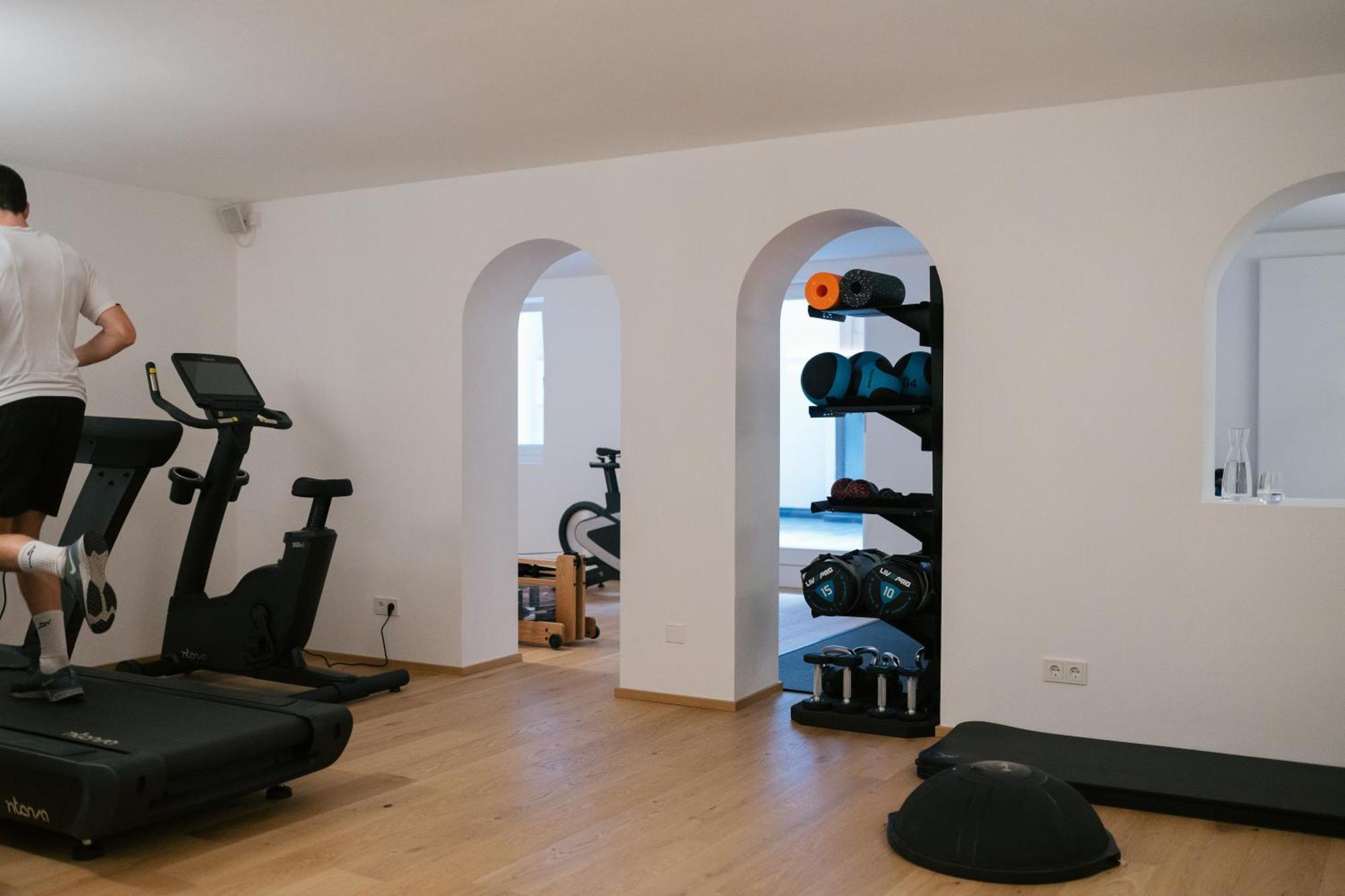 Hotel Fronza - Your Hike & Mountain Home Lutago Eksteriør bilde