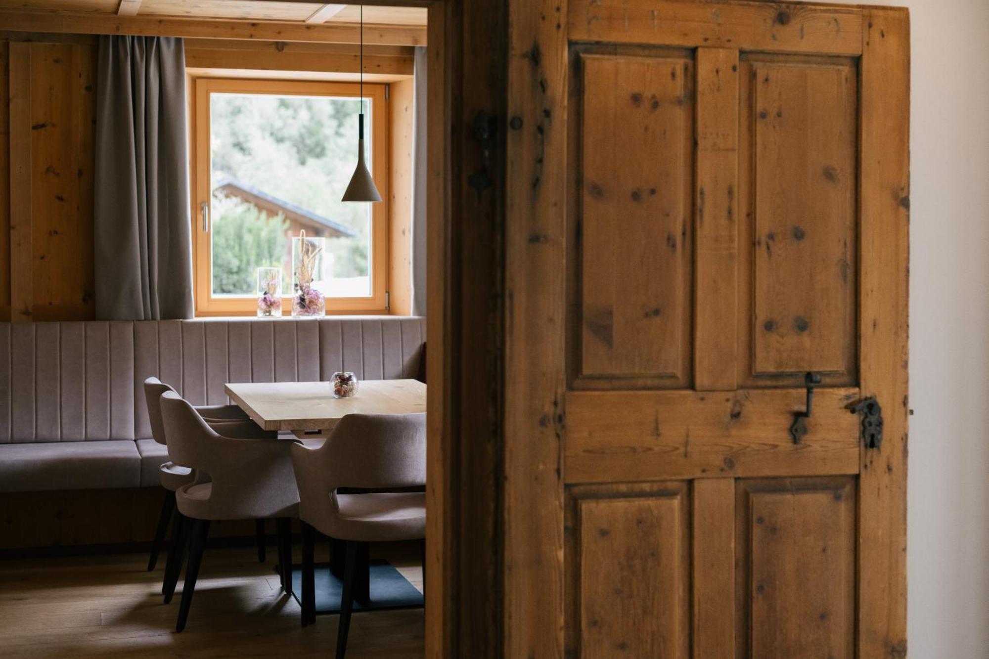 Hotel Fronza - Your Hike & Mountain Home Lutago Eksteriør bilde