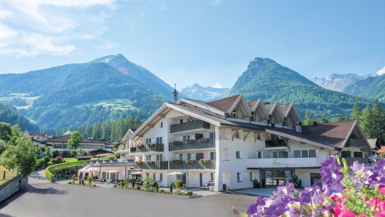 Hotel Fronza - Your Hike & Mountain Home Lutago Eksteriør bilde